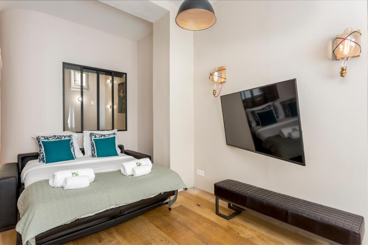 Design Et Confort Near Champs Elysees باريس المظهر الخارجي الصورة